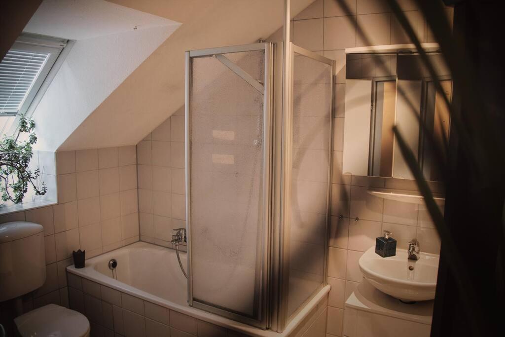 Tolle Wohnung in zentraler Lage in Neu-Ulm Exterior foto